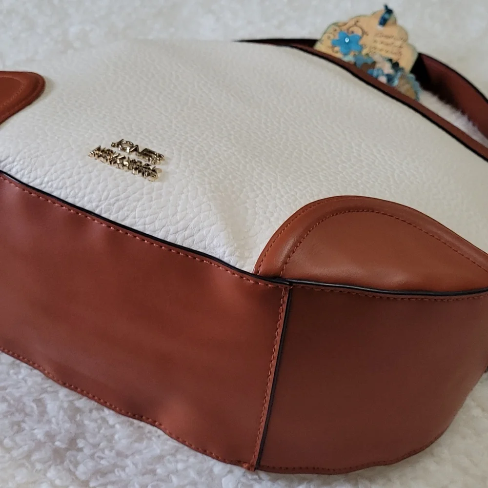 NEW Shoulder Bag Jones New York Signature Color Block Pebbled Ivory Faux Leather